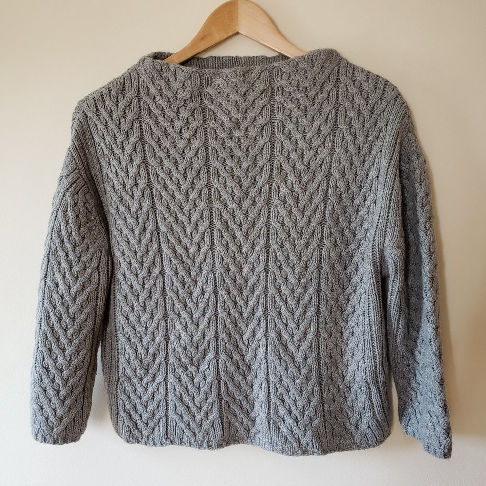 ZARA KNIT Gray Cable Knit Sweater Size S EUC